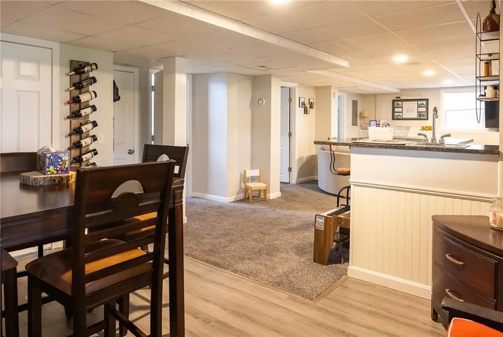 47 Long Street Warwick RI 02888