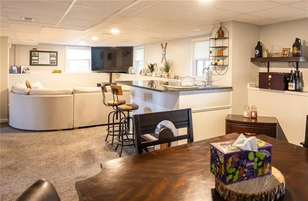 47 Long Street Warwick RI 02888