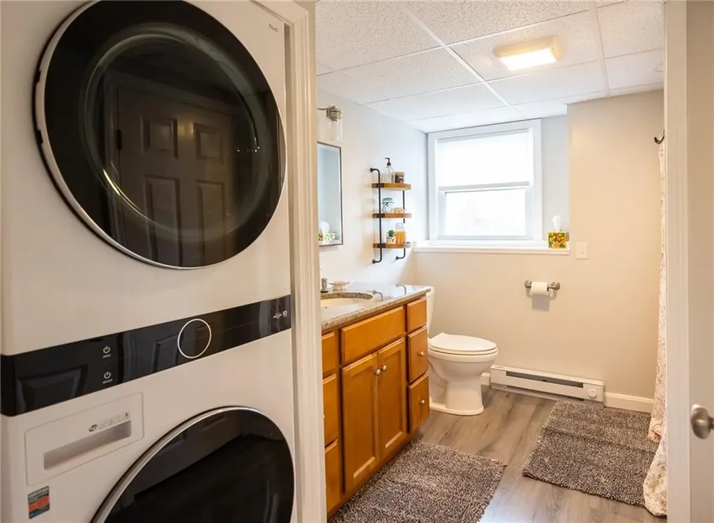 47 Long Street Warwick RI 02888