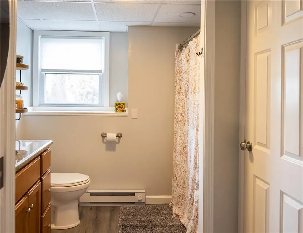 47 Long Street Warwick RI 02888
