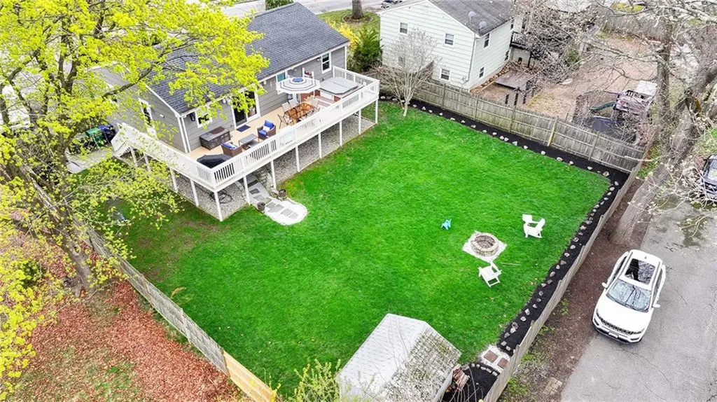 47 Long Street Warwick RI 02888