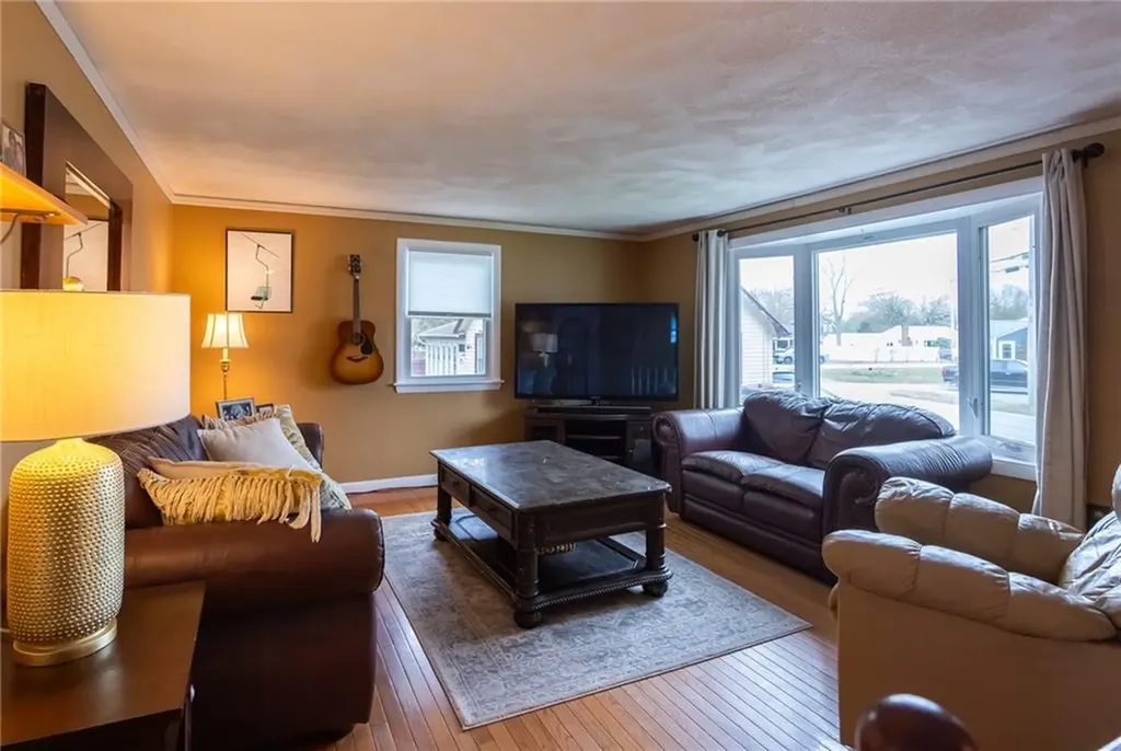 47 Long Street Warwick RI 02888
