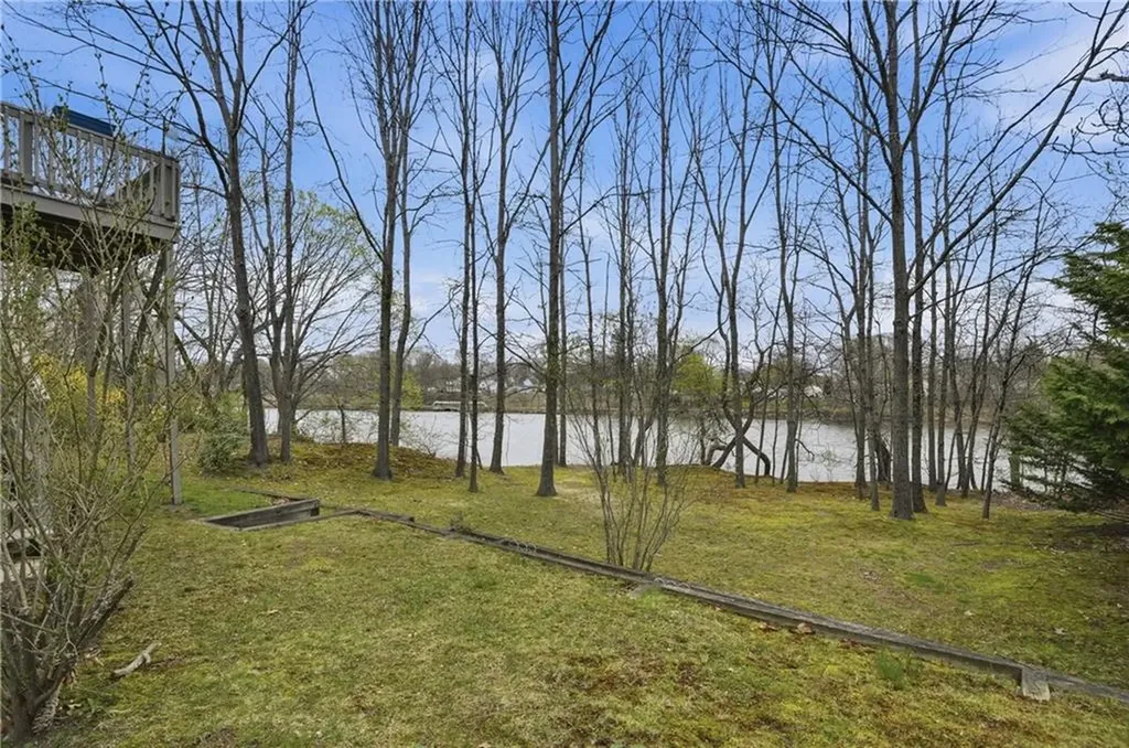 140 Beacon Park Drive East Providence RI 02915