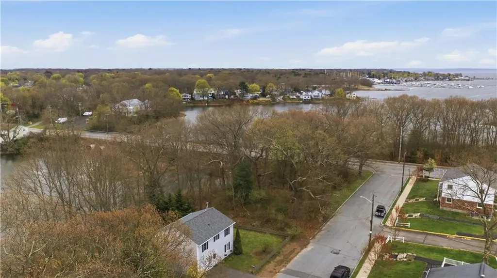 140 Beacon Park Drive East Providence RI 02915