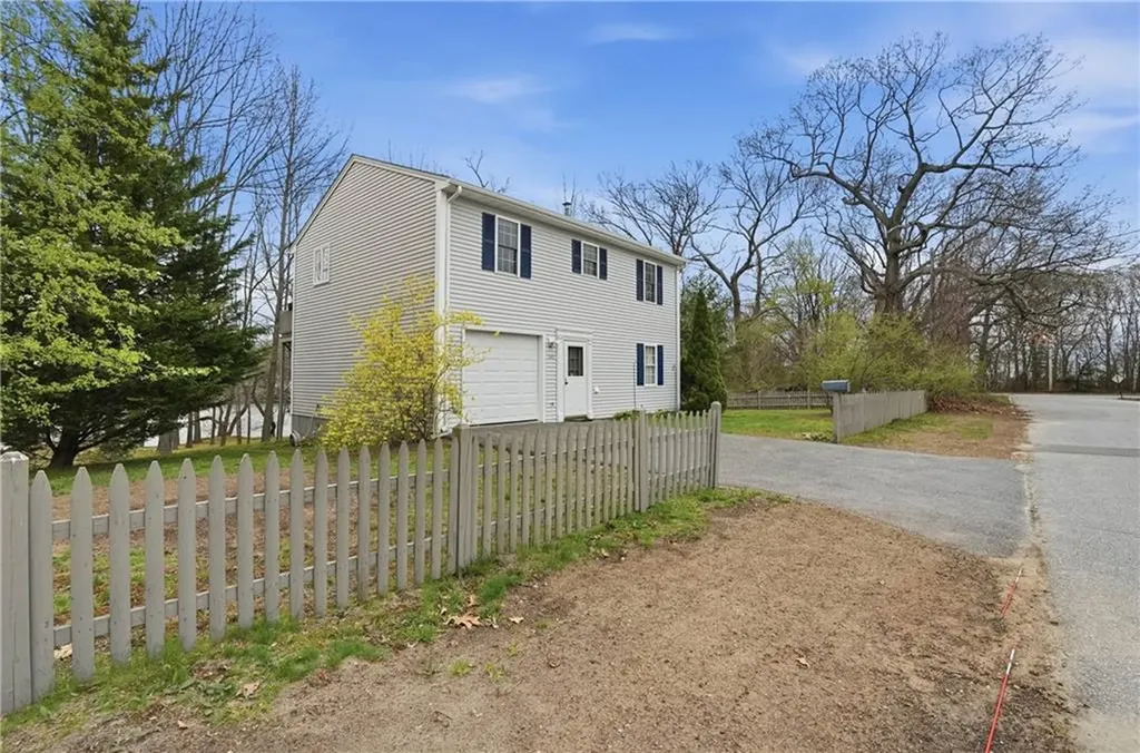 140 Beacon Park Drive East Providence RI 02915