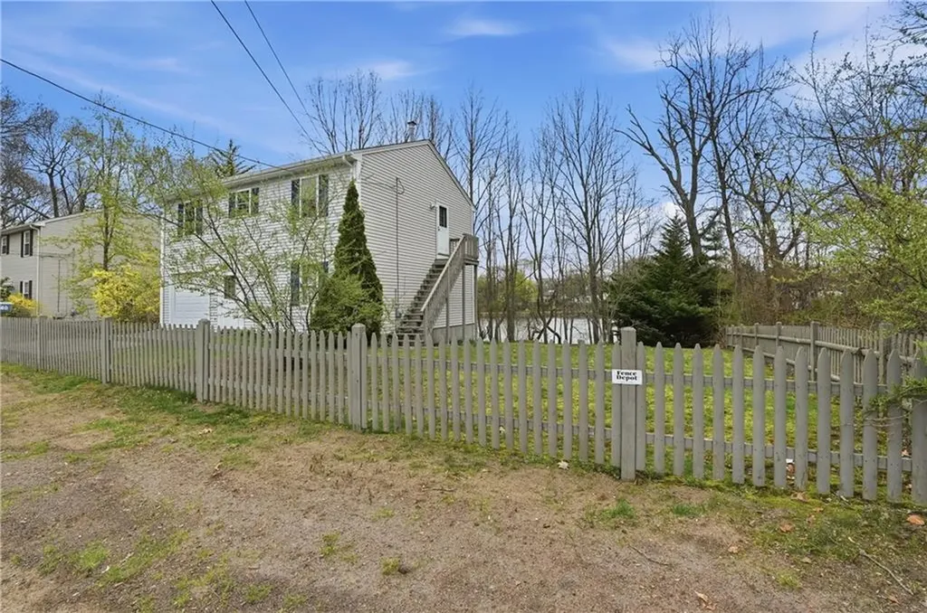 140 Beacon Park Drive East Providence RI 02915