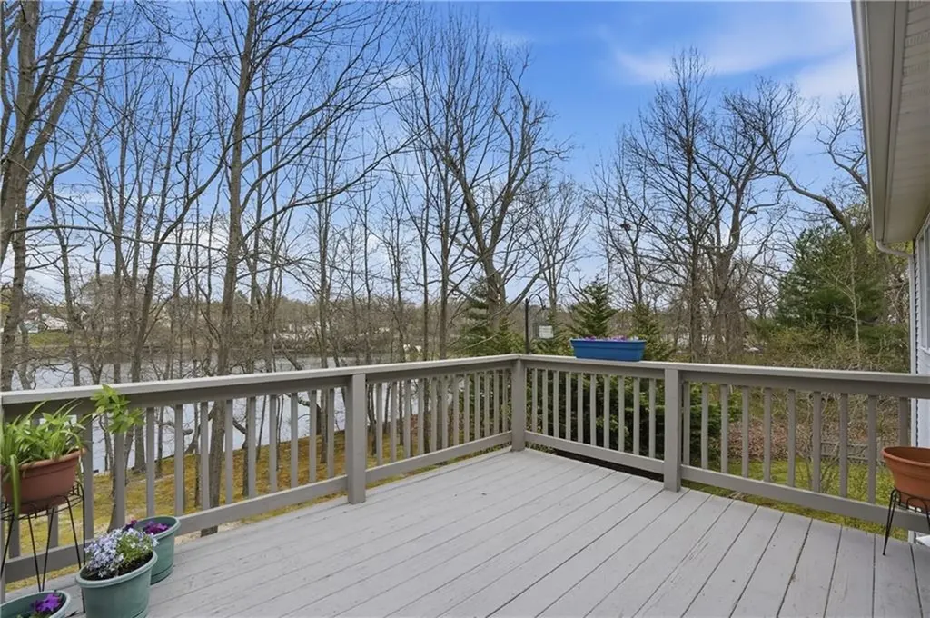 140 Beacon Park Drive East Providence RI 02915