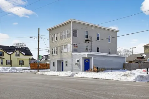 538 Wood Avenue Woonsocket RI 02895