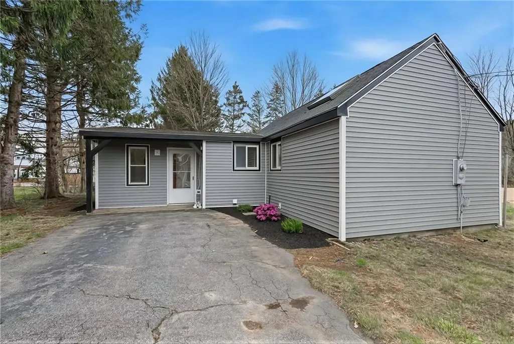 169 Central Avenue Scituate RI 02857