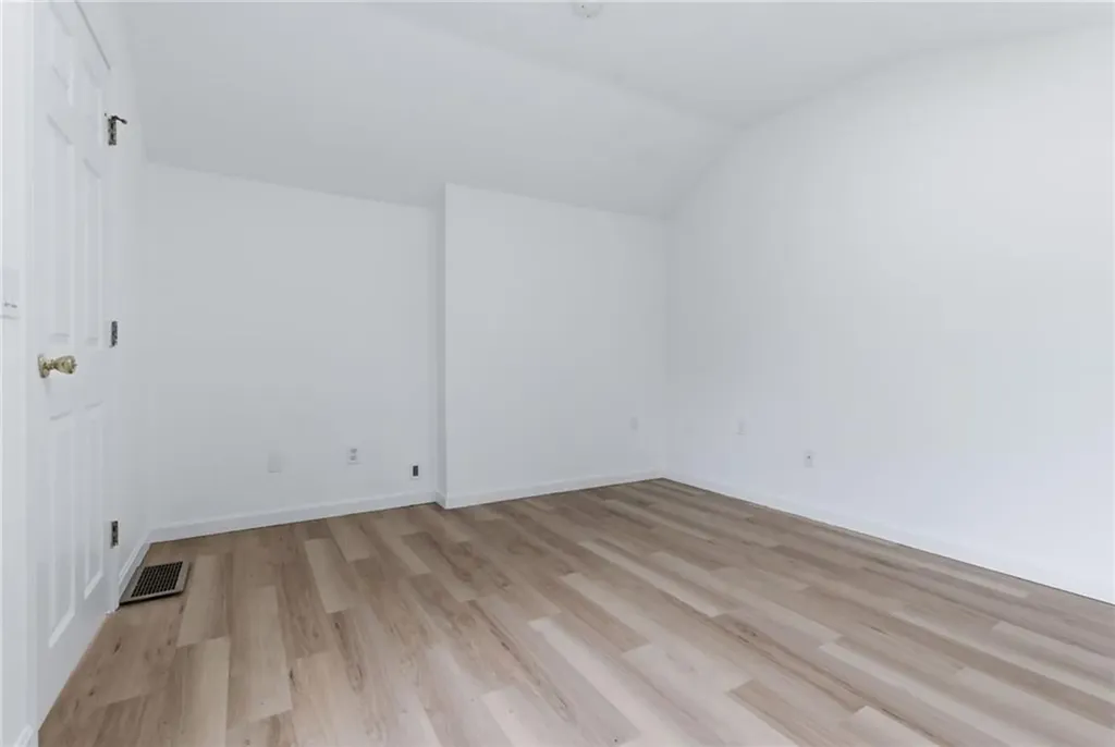 169 Central Avenue Scituate RI 02857