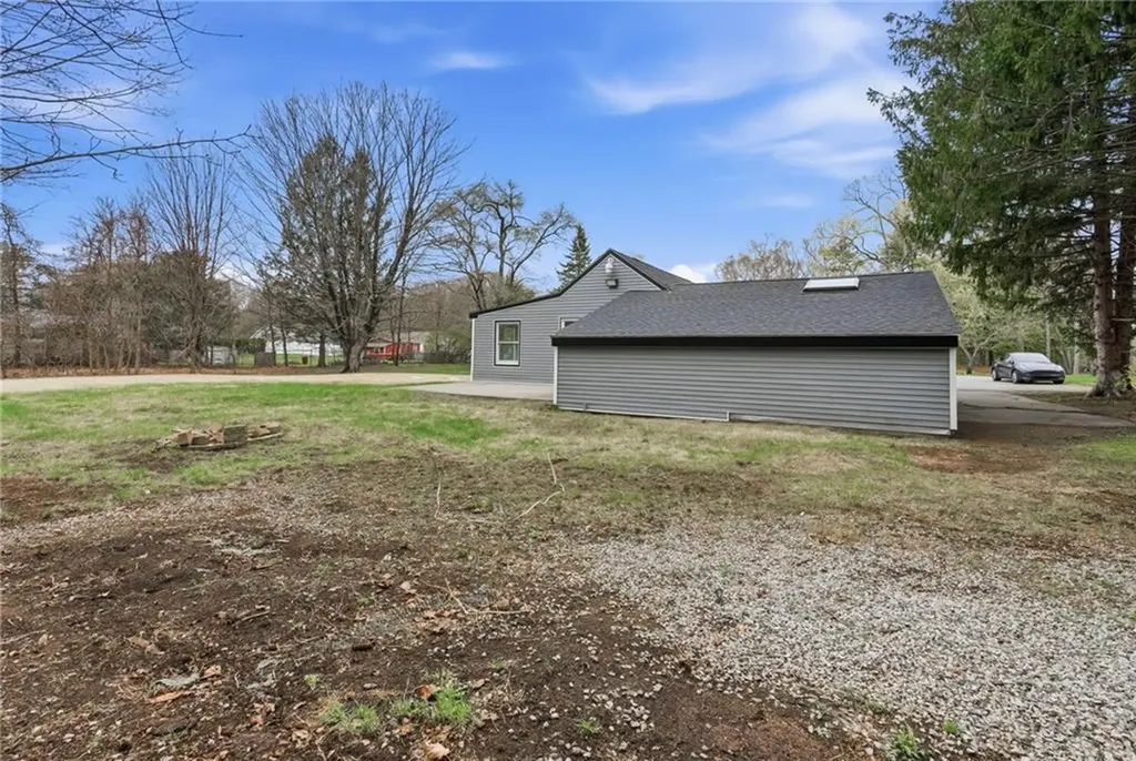 169 Central Avenue Scituate RI 02857