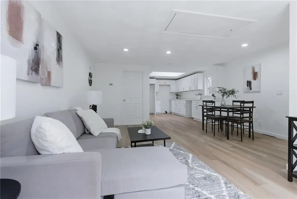 169 Central Avenue Scituate RI 02857