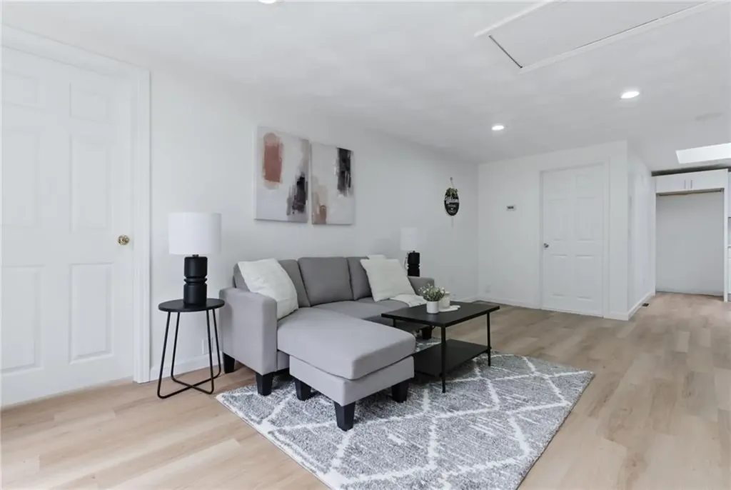 169 Central Avenue Scituate RI 02857