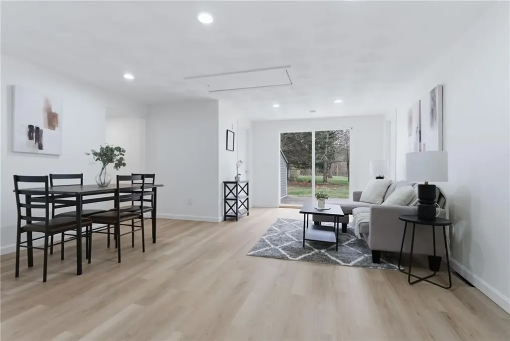 169 Central Avenue Scituate RI 02857
