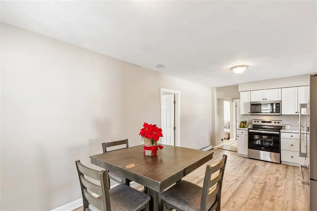 435 Broadway East Providence RI 02914