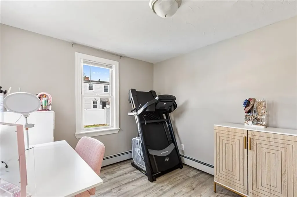 435 Broadway East Providence RI 02914