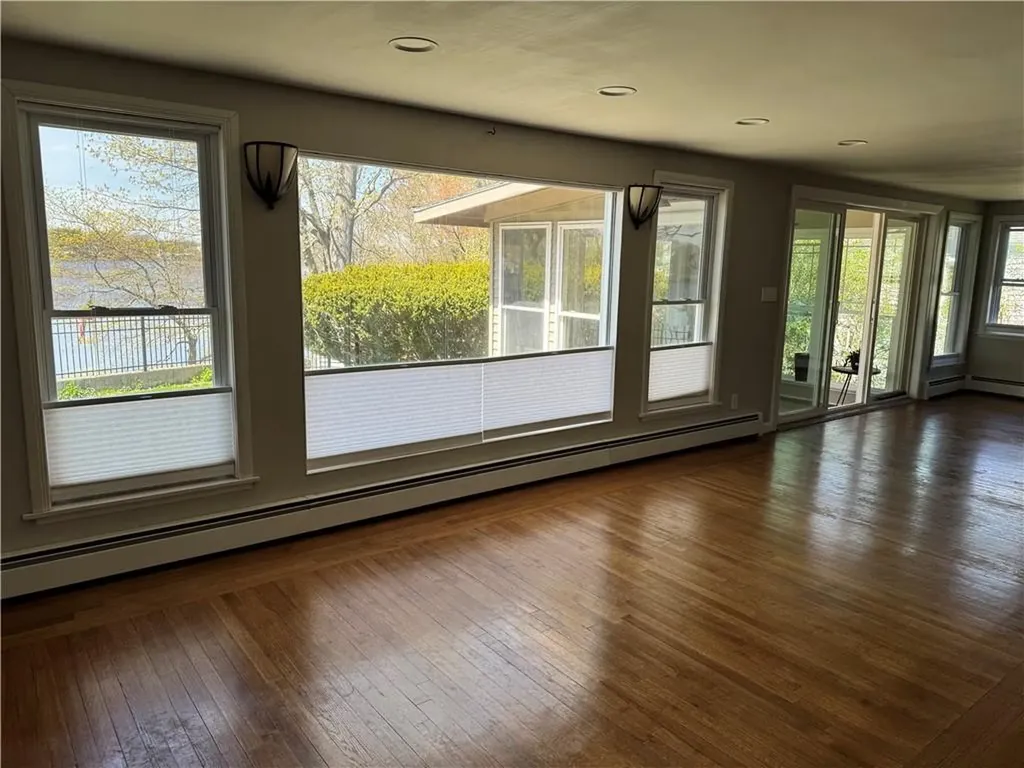 157 Betsey Williams Drive Warwick RI 02889