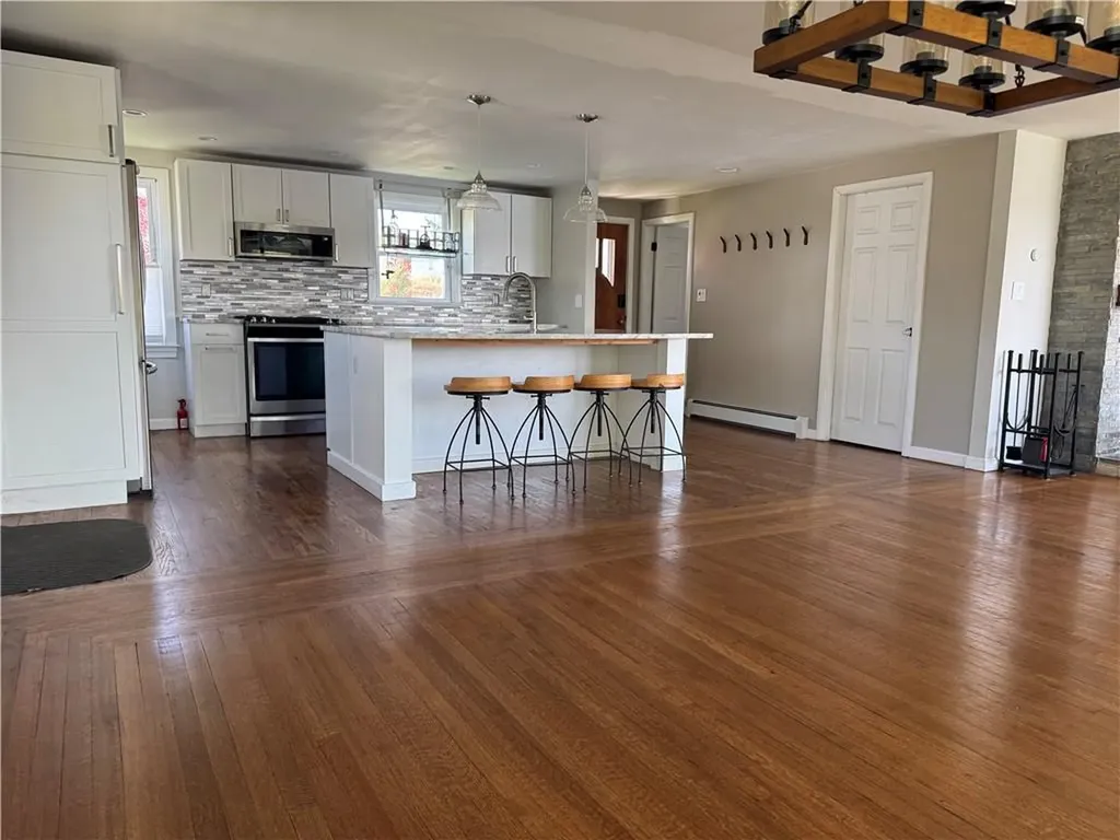 157 Betsey Williams Drive Warwick RI 02889