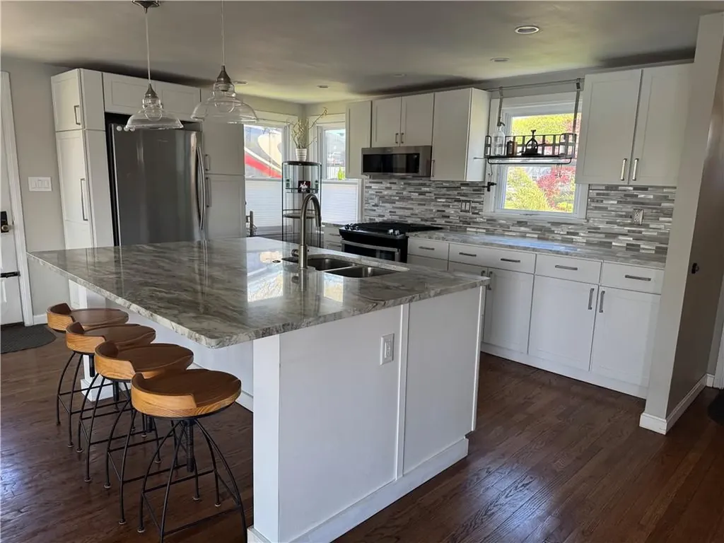 157 Betsey Williams Drive Warwick RI 02889