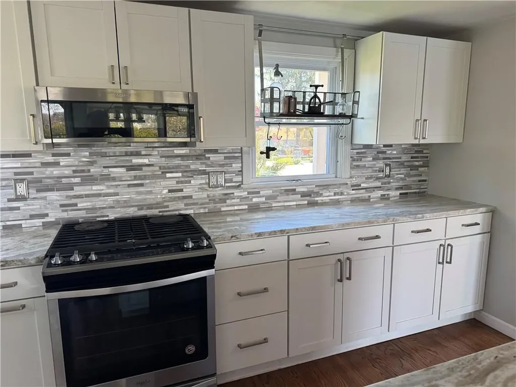 157 Betsey Williams Drive Warwick RI 02889