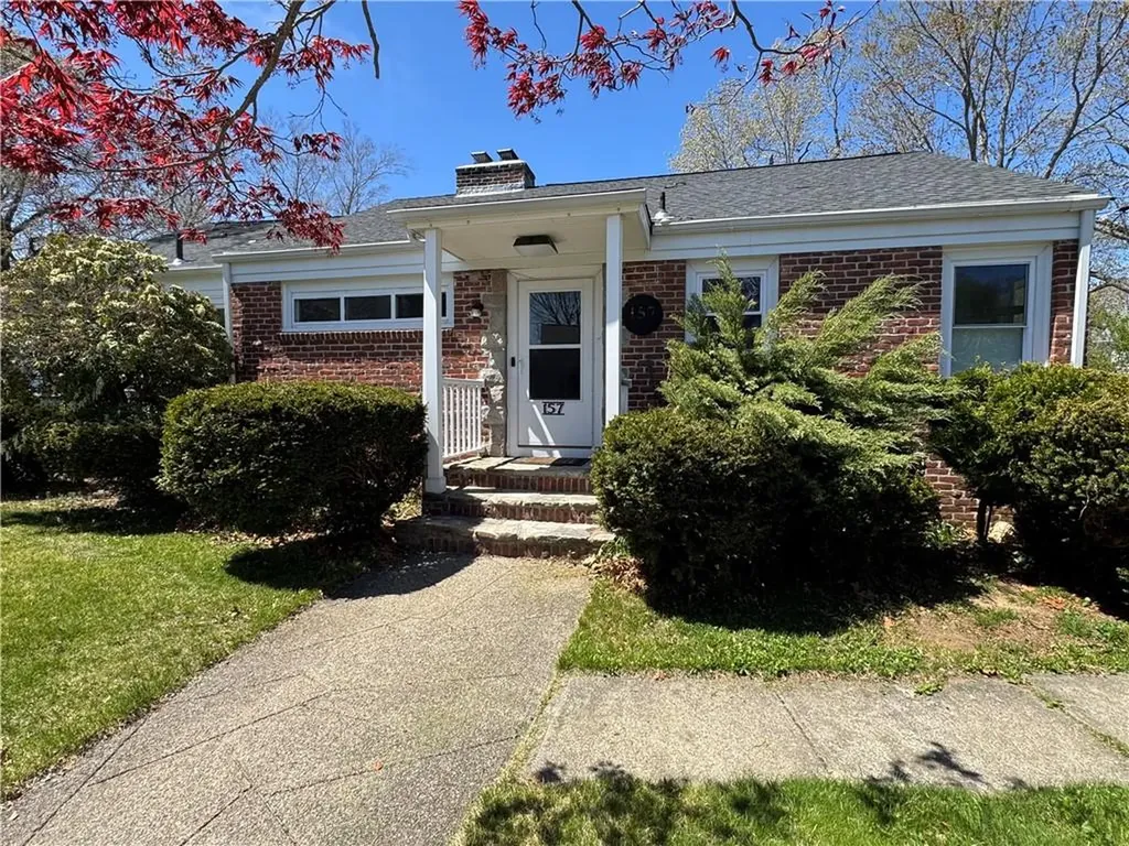 157 Betsey Williams Drive Warwick RI 02889