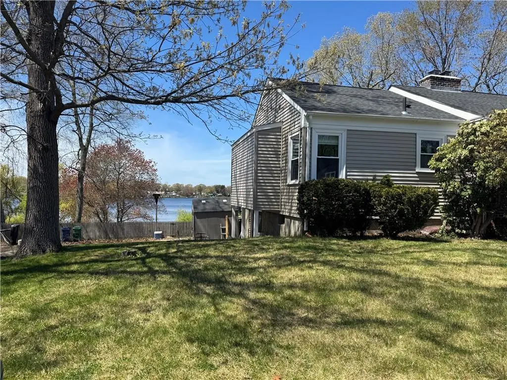 157 Betsey Williams Drive Warwick RI 02889