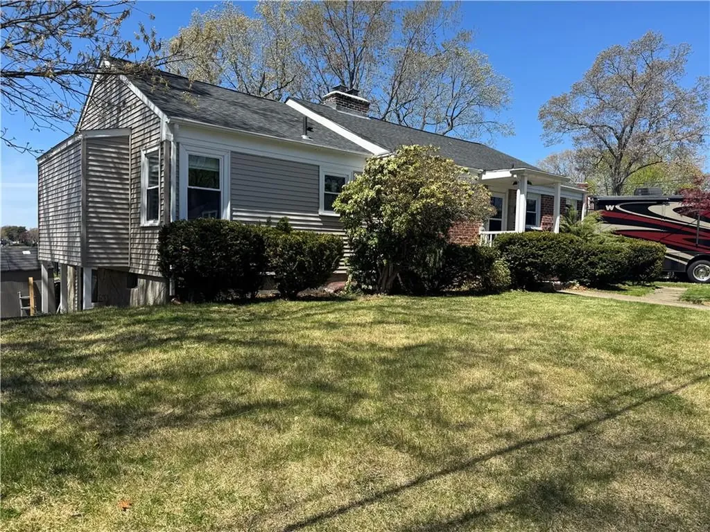 157 Betsey Williams Drive Warwick RI 02889