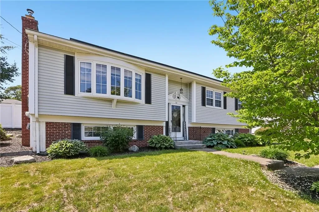 14 Candlewood Drive Smithfield RI 02828