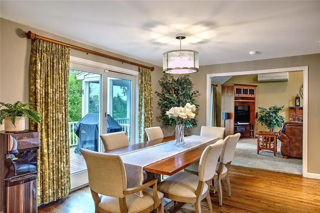 96 Windsong Road Cumberland RI 02864