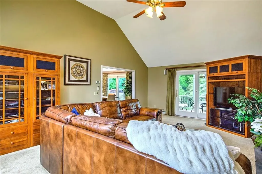 96 Windsong Road Cumberland RI 02864