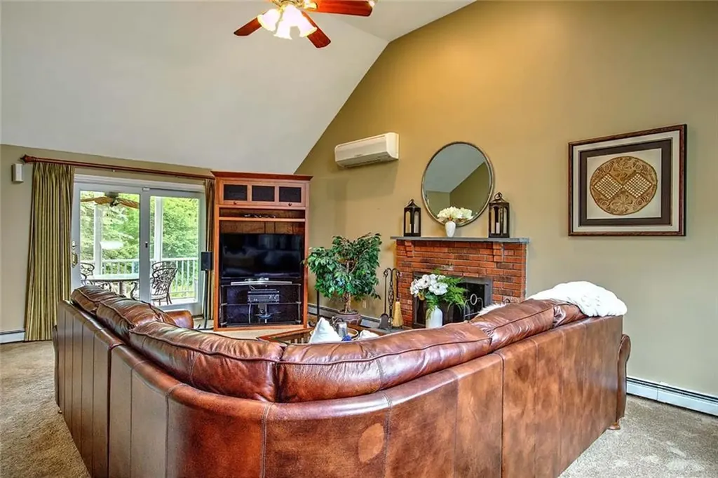 96 Windsong Road Cumberland RI 02864