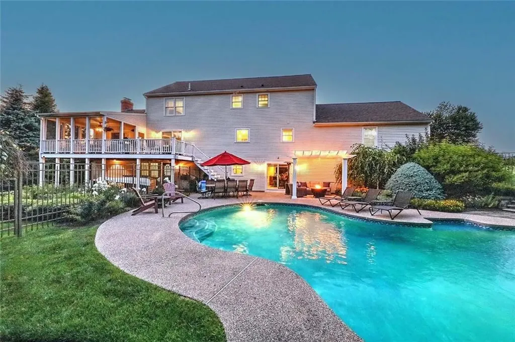 96 Windsong Road Cumberland RI 02864