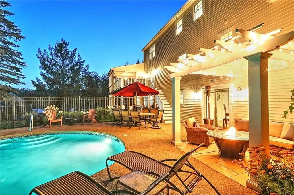 96 Windsong Road Cumberland RI 02864