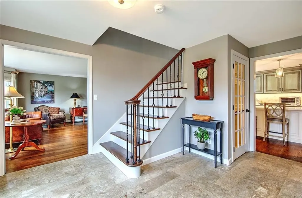 96 Windsong Road Cumberland RI 02864
