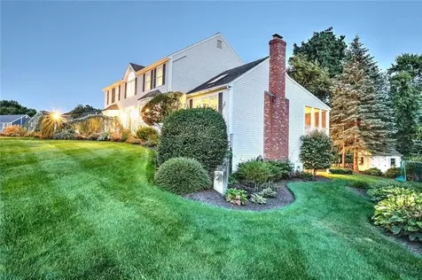 96 Windsong Road Cumberland RI 02864