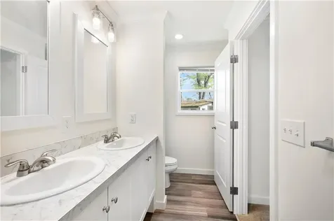 7 Hidea Way Coventry RI 02816