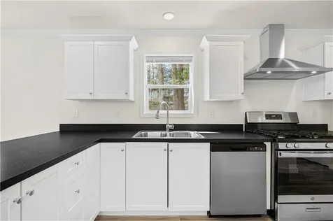 7 Hidea Way Coventry RI 02816