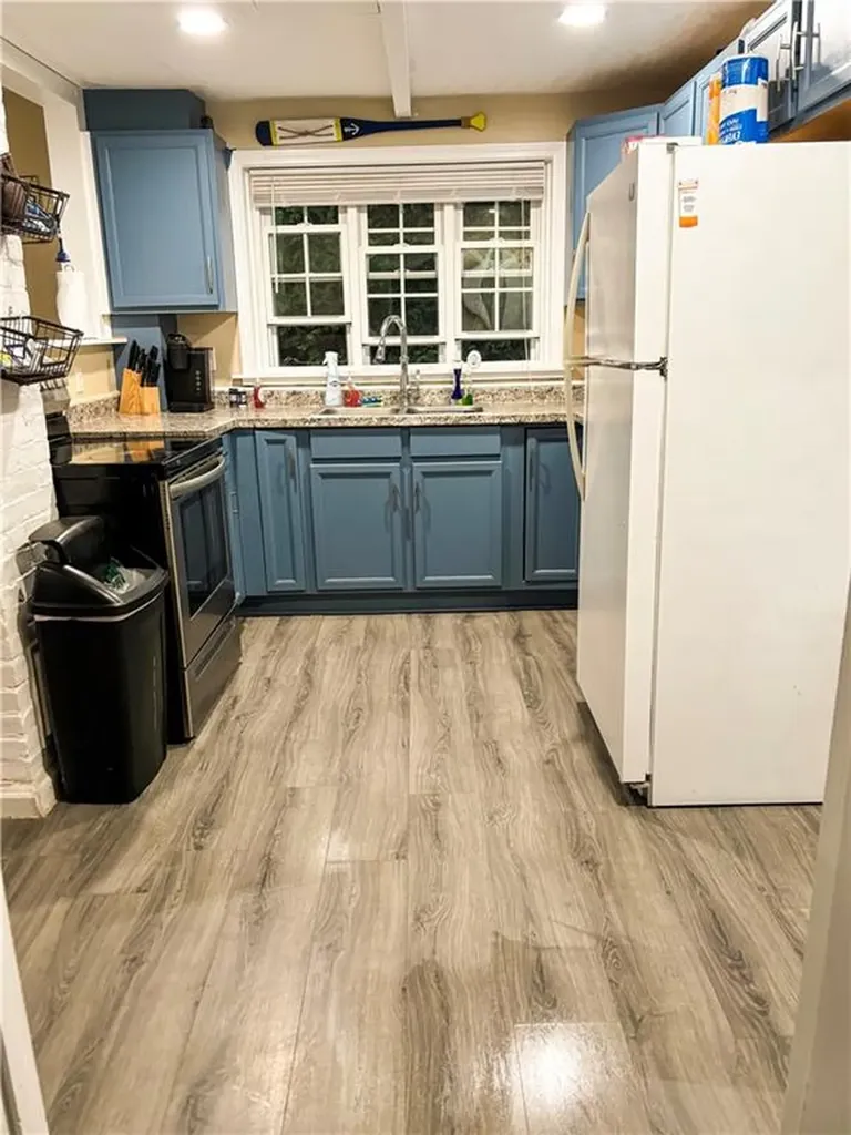 844 Boston Neck Road Narragansett RI 02882