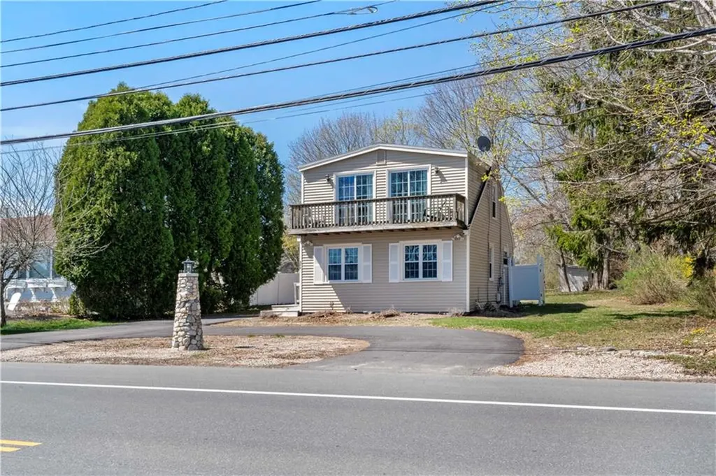 844 Boston Neck Road Narragansett RI 02882