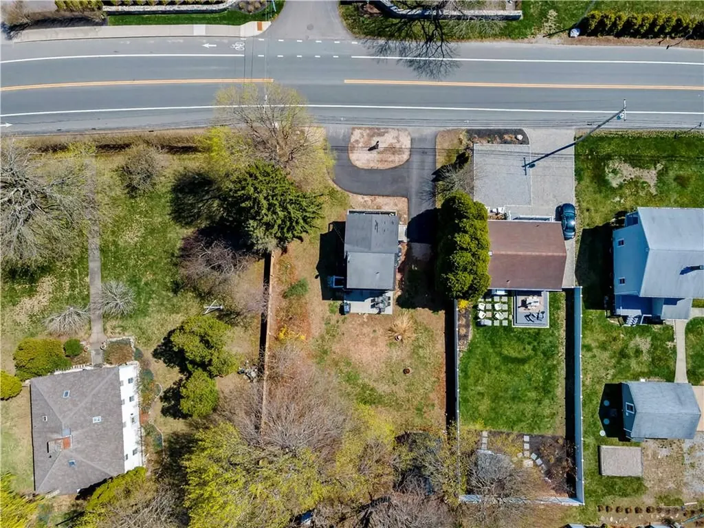 844 Boston Neck Road Narragansett RI 02882