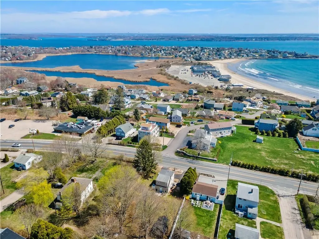 844 Boston Neck Road Narragansett RI 02882