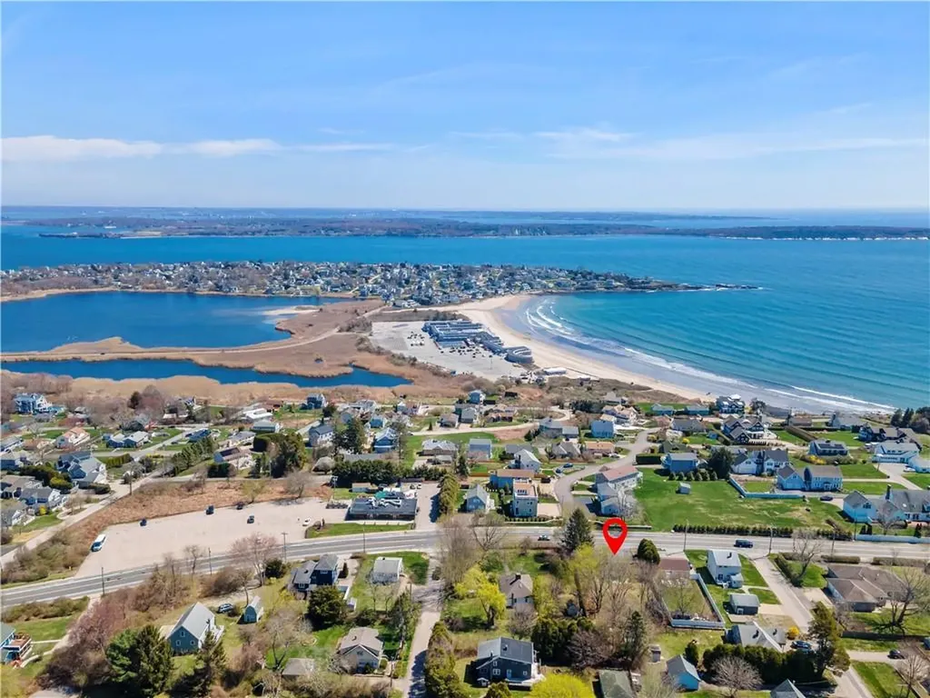 844 Boston Neck Road Narragansett RI 02882