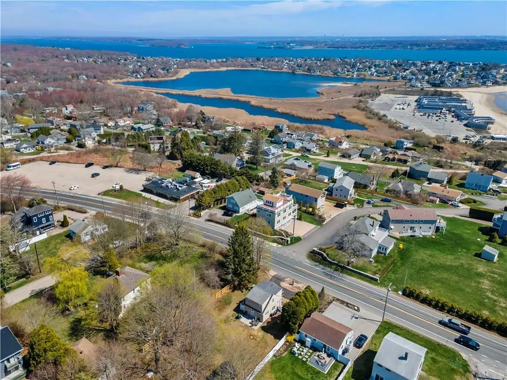 844 Boston Neck Road Narragansett RI 02882