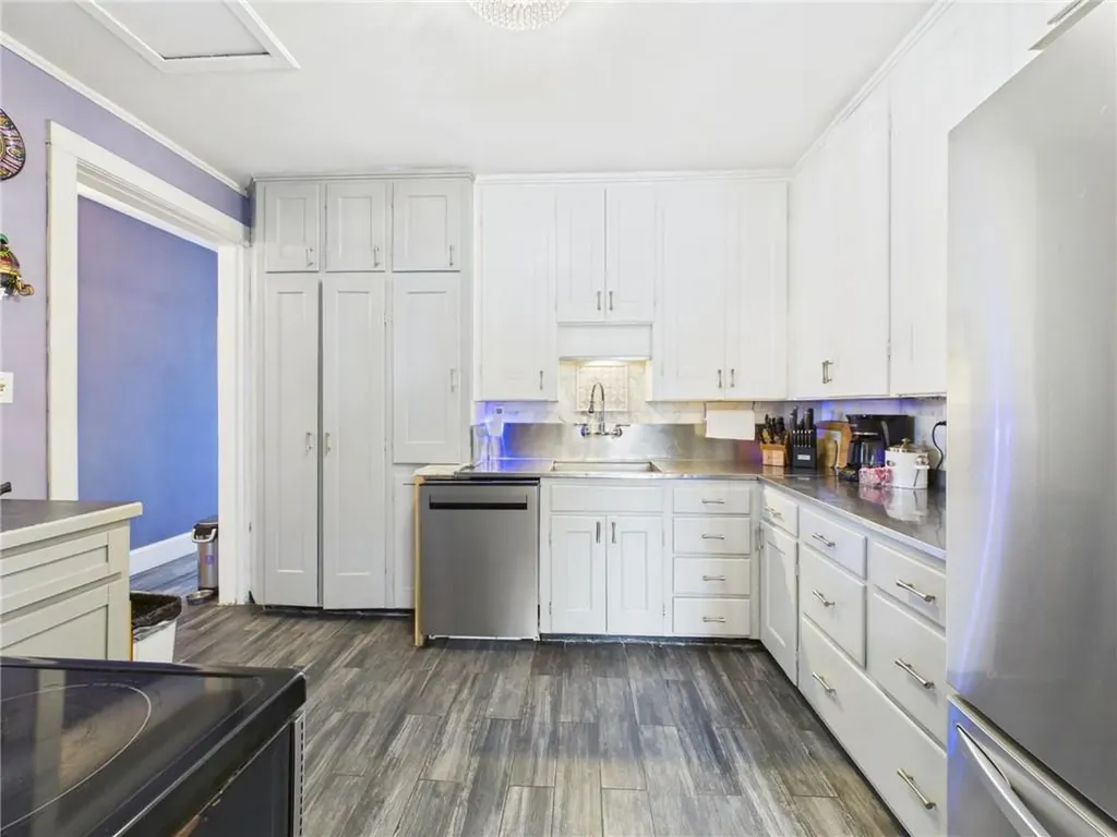 246 Harris Avenue Woonsocket RI 02895