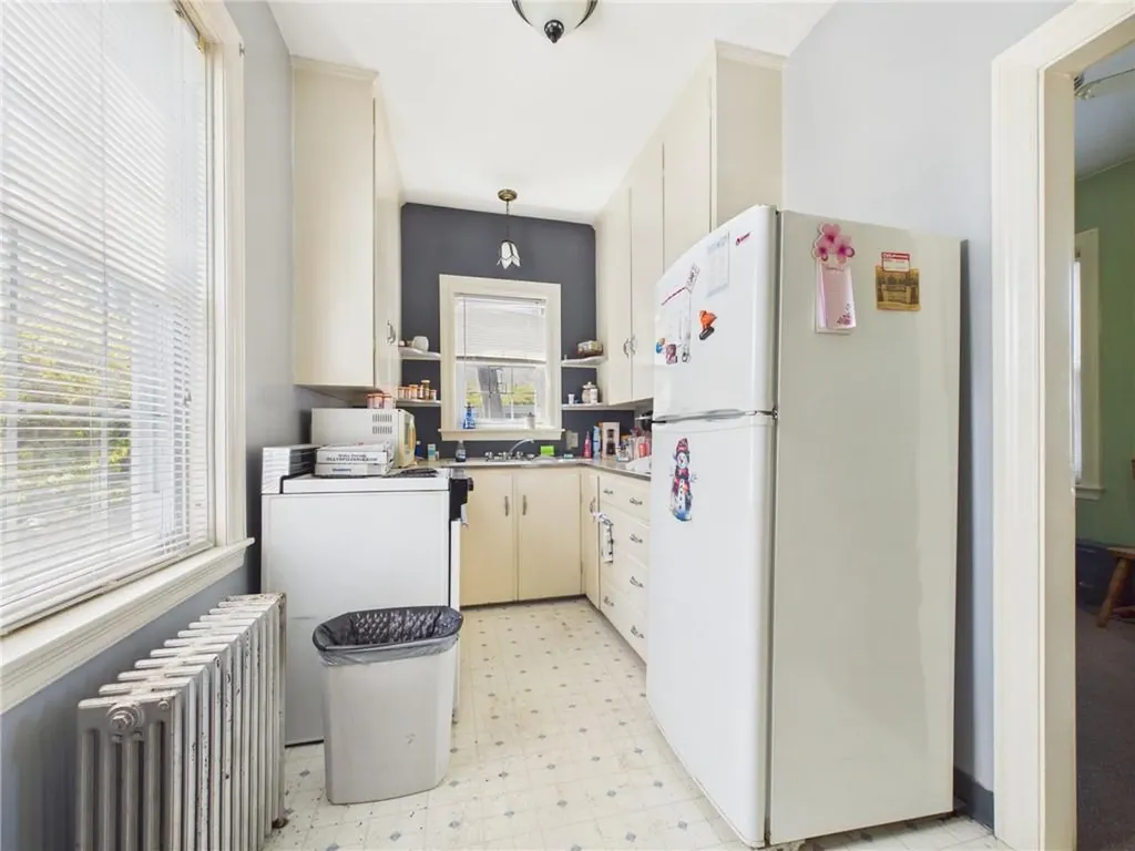 246 Harris Avenue Woonsocket RI 02895