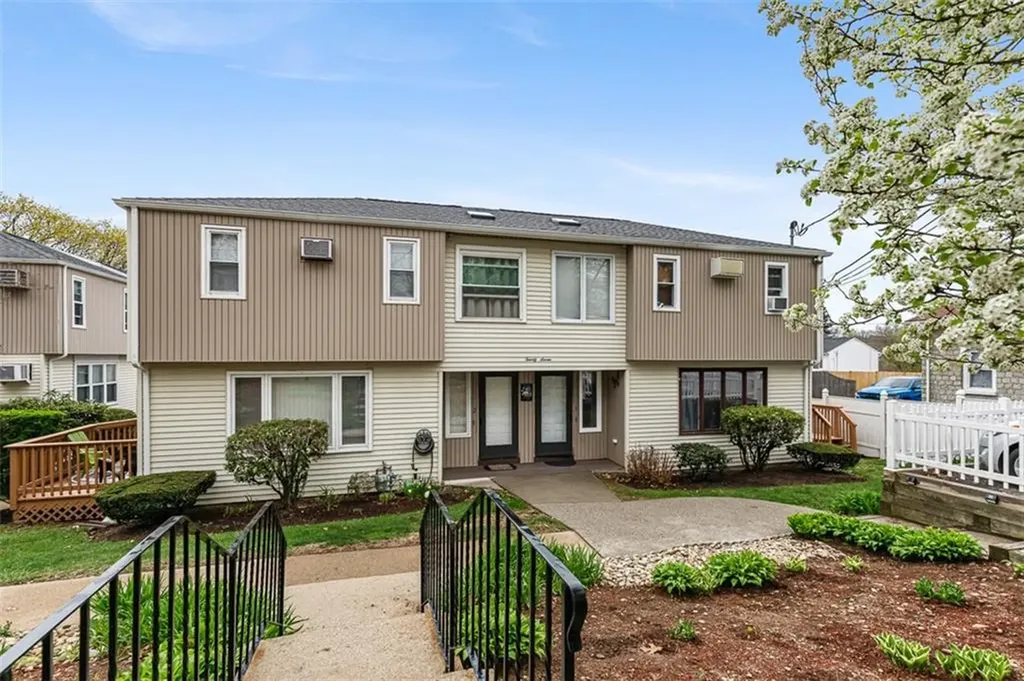 27 Kiley Street North Providence RI 02911