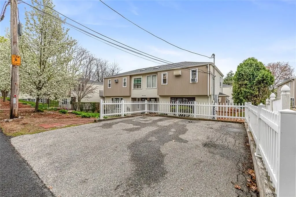 27 Kiley Street North Providence RI 02911