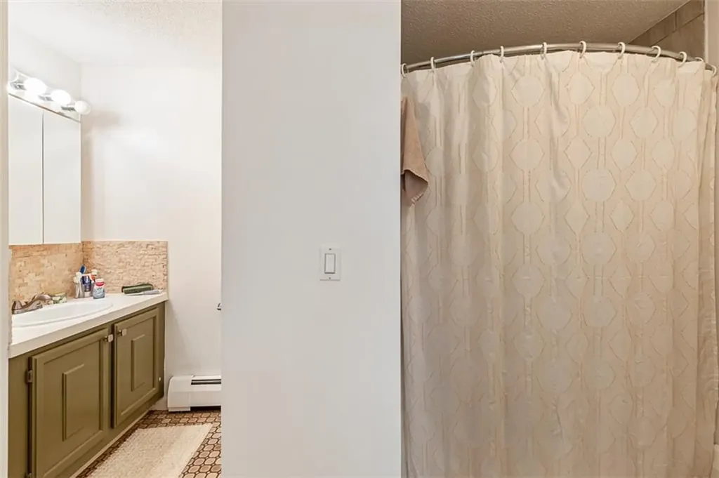 27 Kiley Street North Providence RI 02911