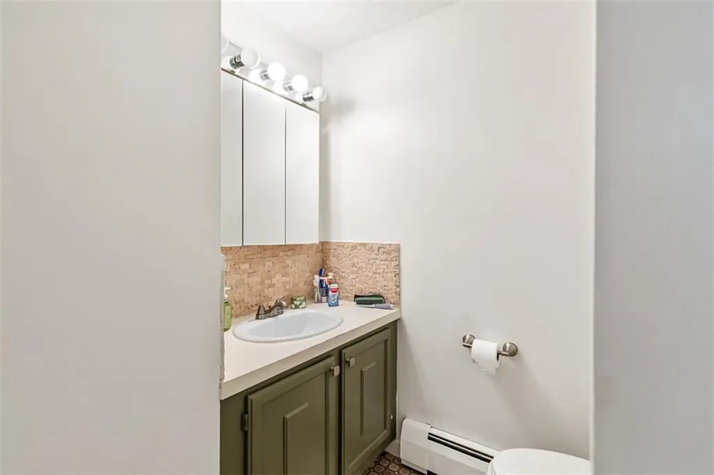 27 Kiley Street North Providence RI 02911