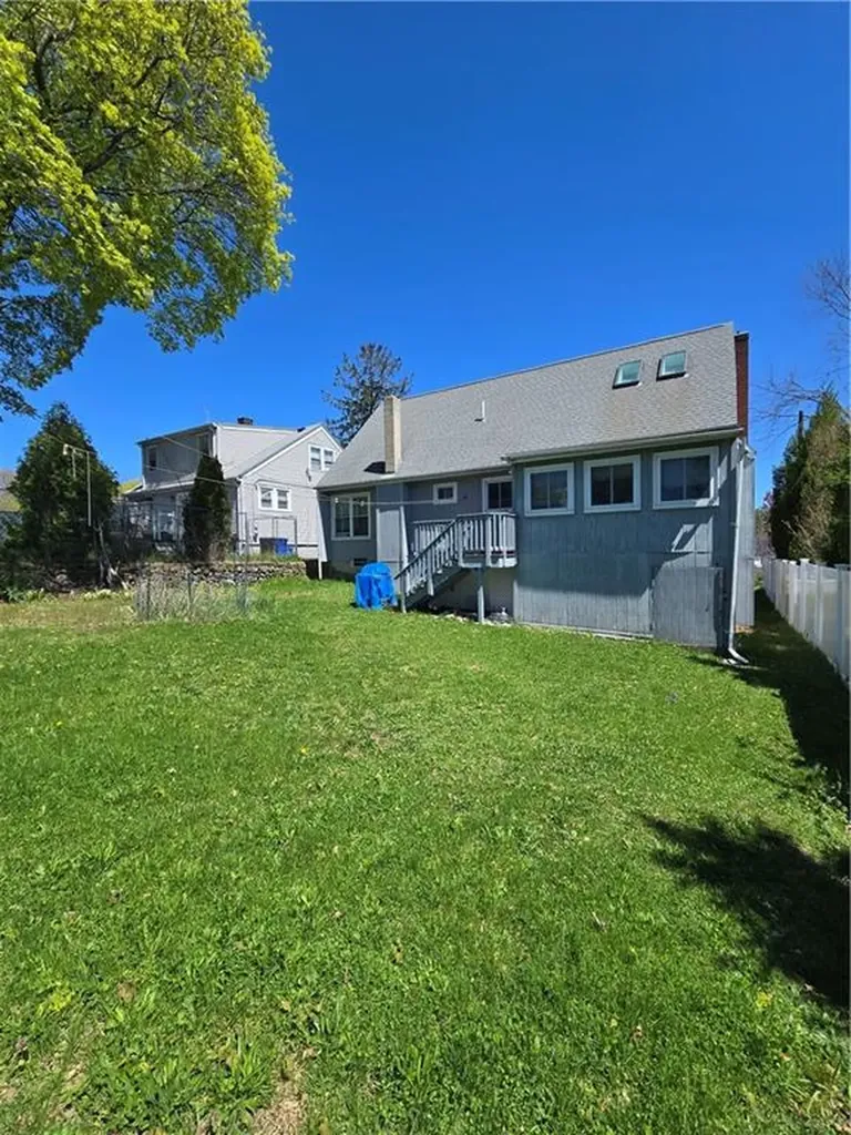 3 Hemlock Drive Johnston RI 02919